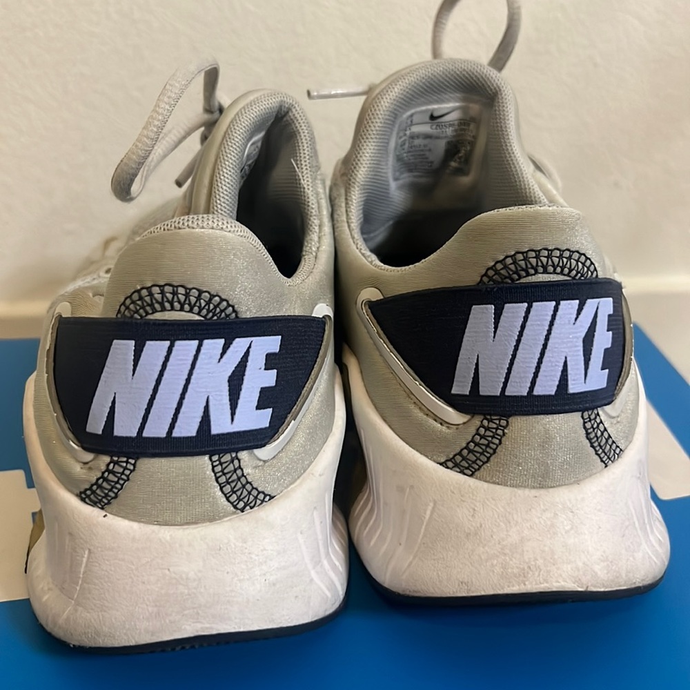 Women’s Nike US size 7.5 metcon